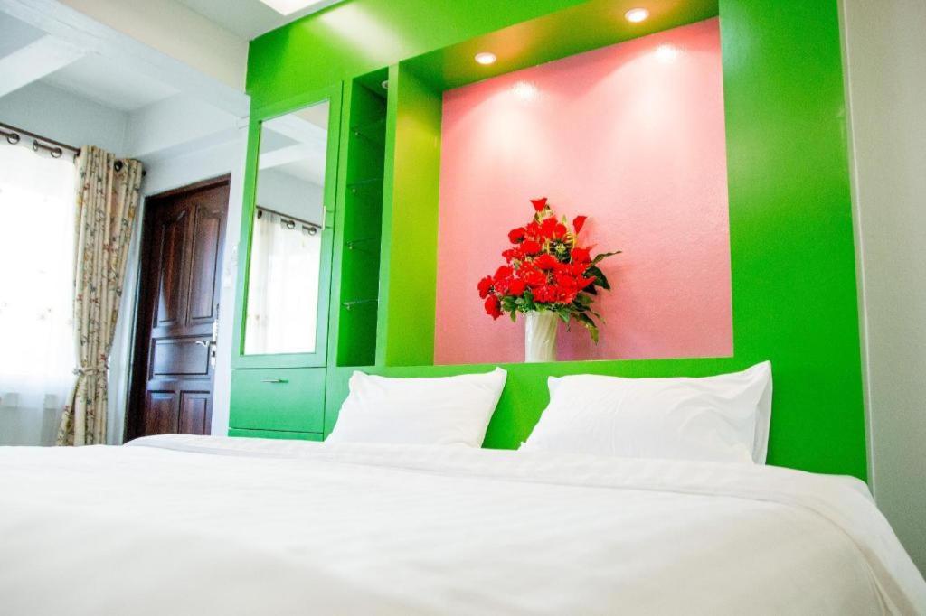 Huay Kaew Palace 1 Hotel Chiang Mai Exteriör bild