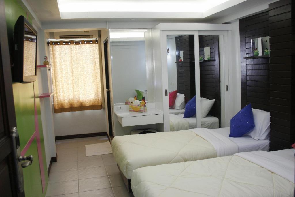 Huay Kaew Palace 1 Hotel Chiang Mai Rum bild